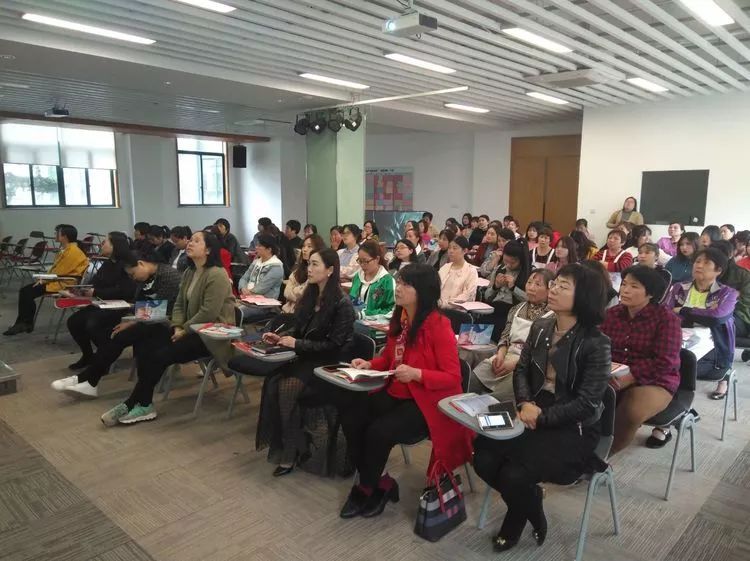 情系民企女職工，健康課堂暖人心——江東婦聯(lián)開展“健康課堂進(jìn)企業(yè)”活動側(cè)記